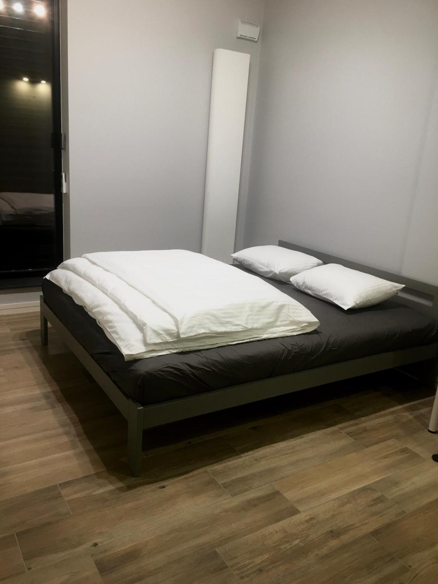 Fractal Guest Rooms - Poznan Centrum Andersia Square & Old Town Kamer foto
